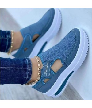 Retro Chic Women's Casual Walking Shoes - Breathable PU Wedge Slip-On Flats with Anti-Slippery Mesh Upper and Large Size Options